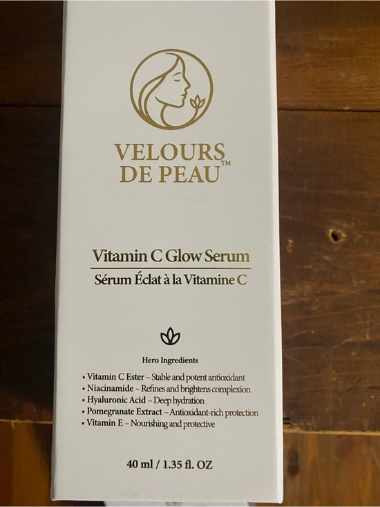 Velours De Peau Other - Vitamin C Glow Serum — White & Gold